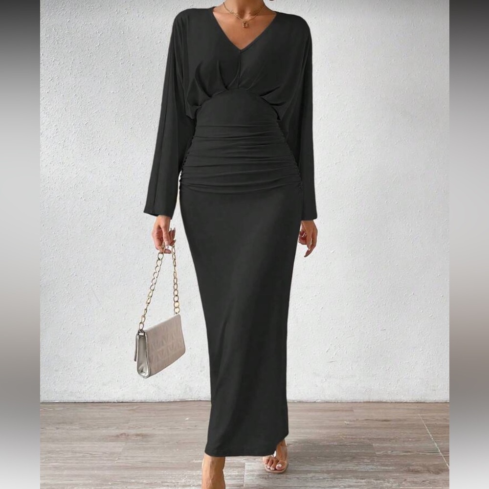 Solid Ruched Bodycon
Dress - Picture 3 of 4